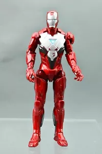 Marvel Avengers 3,75" Iron Man Divebomb Mission 2012 Comic-Serie - Bild 1 von 3
