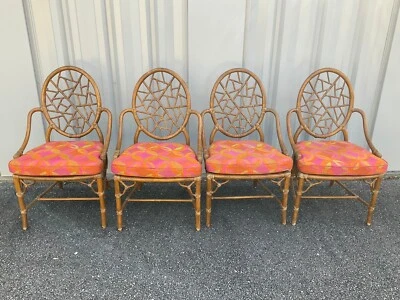 Cuatro sillas de comedor McGuire firmadas de ratán hielo agrietado Foto 1 de 4