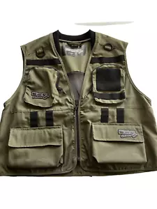 DSG (DOING SOMETHING GREAT) GREEN SHOOTING VEST WITH PARTIAL MESH ON THE BACK - Picture 1 of 7