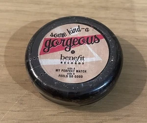 Benefit Some Kind Gorgeous Foundation Faker 1.8g Mini Travel NEW & SEALED - Picture 1 of 3
