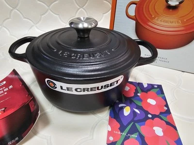 Le Creuset Signature Cocotte Matt Black Licorice 18cm 2Qt Cast Iron Dutch Oven - Image 1 of 4