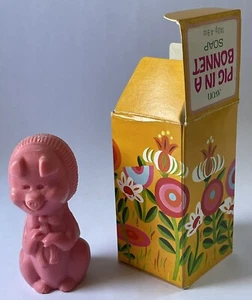 PIG in a BONNET Soap with Box Avon Vintage Retro Kids Collectible - Picture 1 of 4