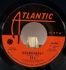 YES 45 RPM ROUNDABOUT / LONG DISTANCE RUNAROUND—VG+ - Imagen 1 de 4