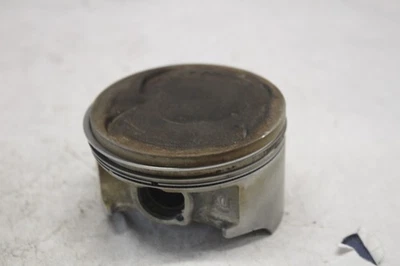 ENGINE PISTON STD 12111-20F00-0F0 2001 SUZUKI SV650S - Изображение 1 из 4