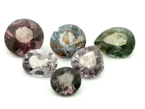 0.68Ct 6 PCS GORGEOUS ! UNTREATED GREEN TO RED PINK COLOR CHANGE GARNET - Picture 1 of 7