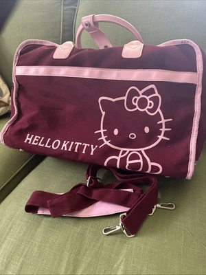 Hello Kitty Burgandy 粉色过夜 周末 手提包 旅行包 单肩包 Strp — 第 1/4 张图片