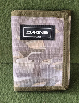 Dakine Trifold Camo Mens Wallet - Image 1 of 4