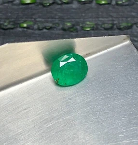 1.70 Ct Natural Emerald Cushion Cut loose Gemstone From Swat Mine Pakistan - Picture 1 of 7