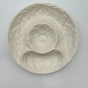 Vtg Whittier Pottery Divided Dish White Flower Round Chip Dip Platter 10" - Picture 1 of 9