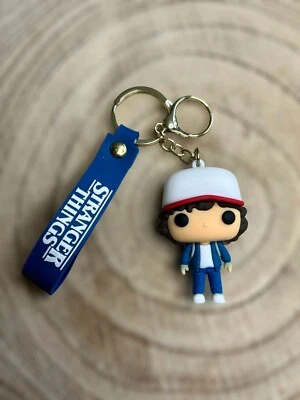 MARKENLOS 🍀 Stranger Things Dustin Henderson 3D Schlüsselanhänger Keychain Cool