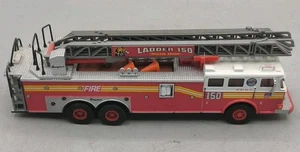 Code 3 FDNY Rear Mount Ladder Series #1 (12720) - Ladder 150 - Bild 1 von 6