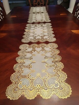 蕾丝边框4件套白色防滑矩形餐桌垫17x11 — 第 1/4 张图片