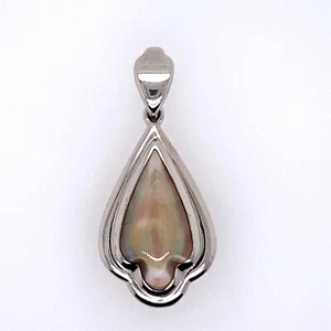 Kabana Mother of Pearl 14K White Gold Pendant DG7076891 - Picture 1 of 4