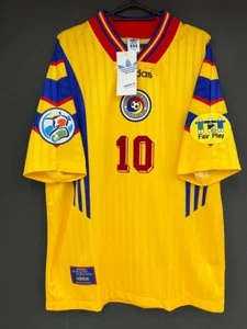 BNWT ROMANIA #10 HAGI 1996 EURO Official Home Jersey Original sz L made in Japan - Picture 1 of 11