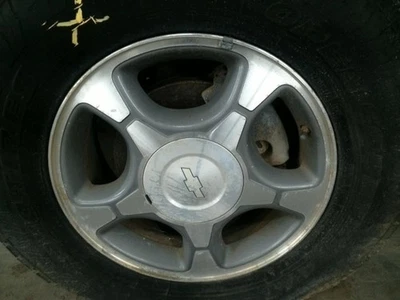 Wheel 17x7 Aluminum 5 Spoke Opt N75 Fits 04-09 TRAILBLAZER 104912039 - Image 1 of 4