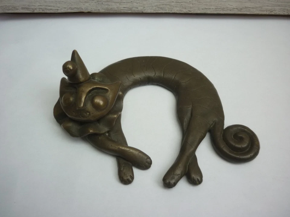 Belle sculpture moderne en bronze signée De la Tour statue chat costume Arlequin - Photo 1/4