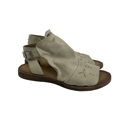 Miz Mooz Fifi 皮革踝带凉鞋钉角斗士平底霜 41 9.5 宽 — 第 1/4 张图片