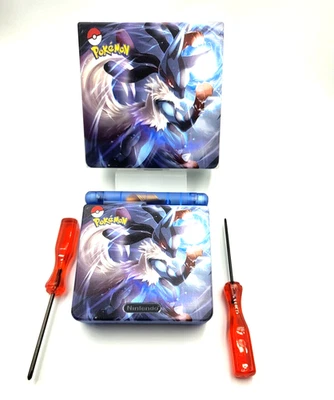 MARKENLOS Gameboy Advance SP Case Hülle Gehäuse - Lucario Edition mit Box