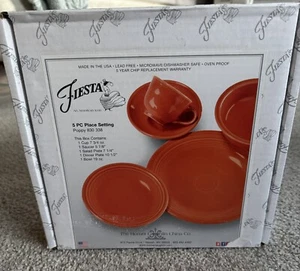 Fiestaware 4 Piece Place Setting, Poppy 830 338, NEW Retail $56.00 - Picture 1 of 3