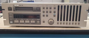 Tascam DA-38 Digital Multi track Recorder -Powers On (UNTESTED) READ - Picture 1 of 2