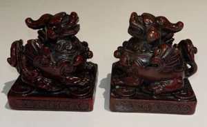 2 Small Cherry Red Resin, Chinese, Guardian Foo Dog Statues. - Picture 1 of 4