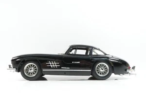 1:18 Bburago Mercedes Benz 300 SL schwarz #A3313 - Bild 1 von 11
