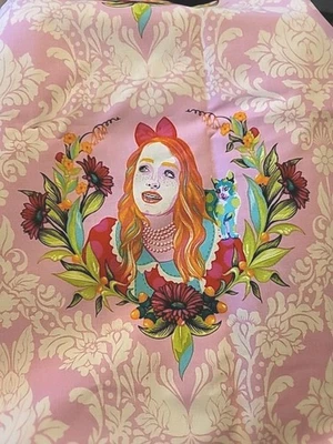 Free Spirit Tula Rosa "Curiouser & Curiouser" Alice Wonder 42 pulgadas Foto 1 de 3