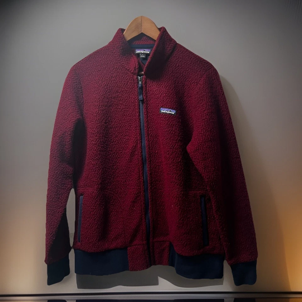 Patagonia Jacket Men Large Red(MAROON)Wool Woolyester Fleece  Outdoors Hiking  - Image 1 of 4