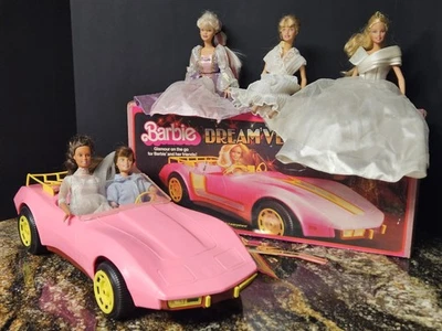  Vehículo Barbie Pink Car Dream Vette años 80 con caja y 5 Barbies vintage años 90  Foto 1 de 4
