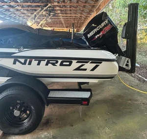 Nitro Z7 Fishing Boats Replacement Decals SET OF 2 Vinyl Decal Stickers - Picture 1 of 3