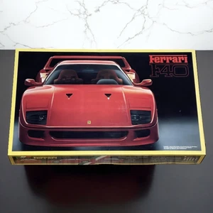 Ferrari F40 Scala 1/16 Motore Display Plastica Model Kit Fujimi Raro Non Asse... - Foto 1 di 6