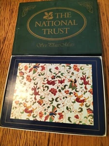 National Trust 6er Set Tischsets Eichhörnchen Vögel Blumen, Korksockel - Bild 1 von 6