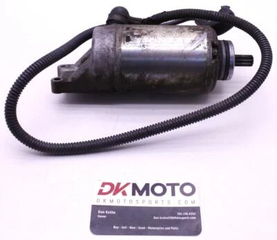 1993 SUZUKI GSXR750 ENGINE STARTING STARTER MOTOR -DC 12V 31100-46E00 R10.BX2 - Imagem 1 de 4