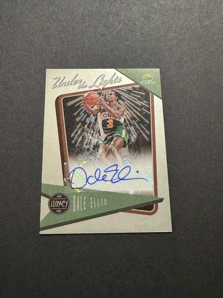 2022-23 Panini Chronicles - Under the Lights Auto #ULA-DLL Dale Ellis 37/99 - Image 1 of 3