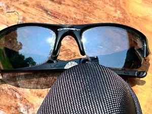 Oakley Flak Jacket Sunglasses, 3 new nose pads & hard case - Picture 1 of 14