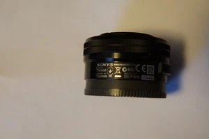 Excelente lente Sony SELP1650 Power Zoom 16-50 mm f/3,5-5,6 OSS montura E negra para Nex - Imagen 1 de 6