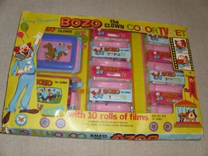VINTAGE BOZO THE CLOWN TV SET W/ 10 ROLLS OF COLOR CARTOONS BRAND NEW MOC 1976 - Picture 1 of 12
