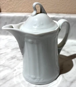 Crema in porcellana bianca con coperchio alta 6" - Foto 1 di 6
