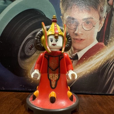 LEGO Star Wars Reina Amidala Minifigura SW0387 Del Set 9499 Foto 1 de 2