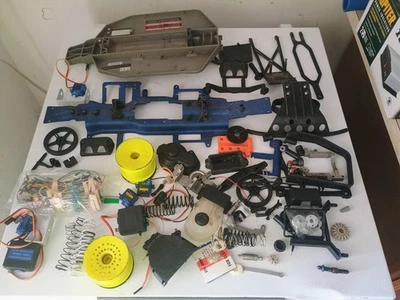 Large Lot Of RC Parts,  Losi, Traxxas, Associated - Image 1 of 4