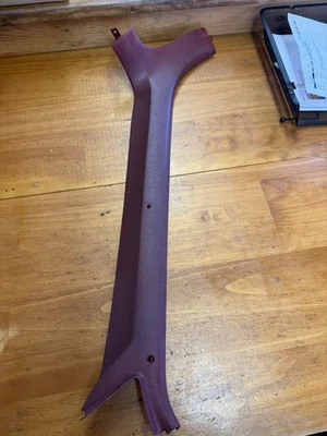 80-86 Ford F150 Bronco A Pillar Trim w/Headliner Right Passenger Red/Burgandy Foto 1 de 4