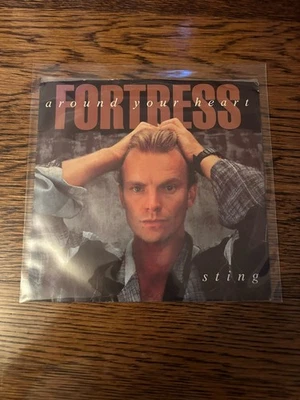 STING Fortress Around Your Heart Picture Sleeve 45 7" POP ROCK Record Vinyl Foto 1 de 3