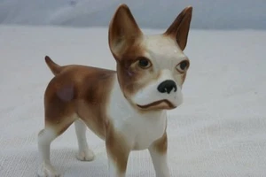 * CHIEN EN PORCELAINE BOULEDOGUE BULLDOG - Picture 1 of 1