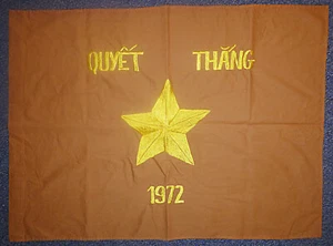 NVA SIEGESFLAGGE - 1972 QUYET THANG - VIET CONG - VC - Vietnamkrieg - F.42 - Bild 1 von 6