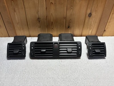 Комплект из 3 оригинальных центральных вентиляционных отверстий для приборной панели 04–13 Volvo C30 S40 V50 C70 - Изображение 1 из 4