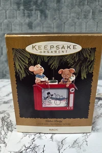 Hallmark Andenken 1996 Video Party Lichter & Bewegung Ornament NEU - Bild 1 von 8