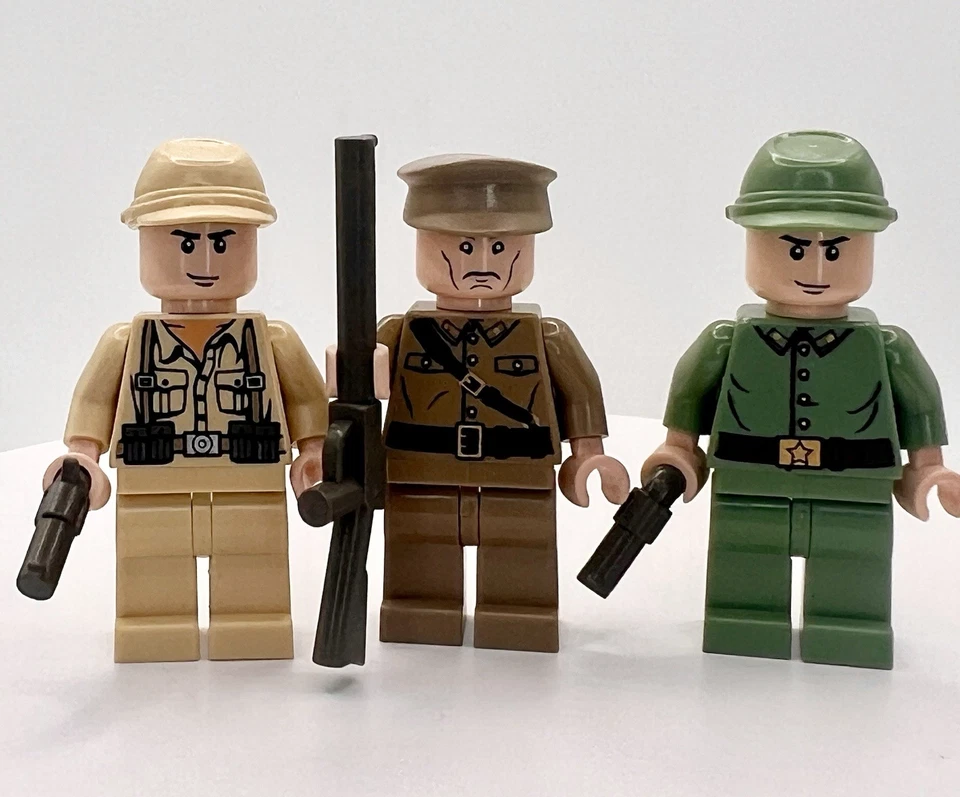 LEGO Indiana Jones Minifiguras Lote de 3 Coronel Dovchenko Soldado Ruso Alemán Foto 1 de 3