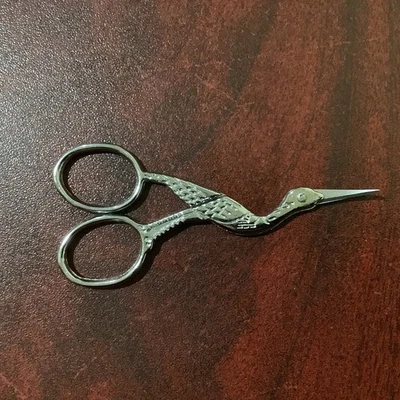 (D) Vintage Silver tone Cranestork Bird Sewing/embr. Scissors See Pics - Image 1 of 4