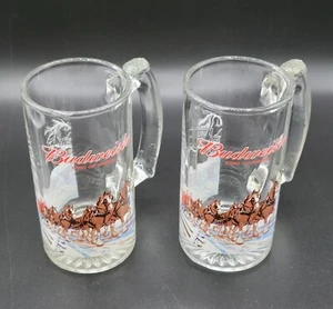 Juego de 2 tazas de cerveza de vidrio vintage Y2K Holiday Budweiser Clydesdale escena de invierno - Imagen 1 de 7