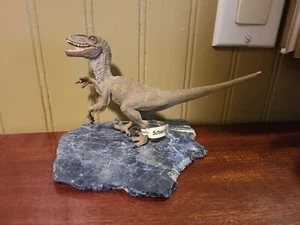 Schleich nicht mehr produziert NEU Neu mit Etikett Velociraptor Dinosaurier Figur - Bild 1 von 3